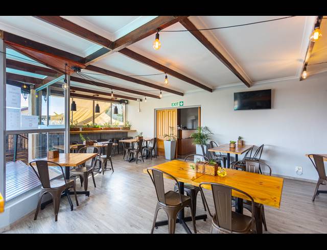 1,600M² GUESTHOUSE FOR SALE IN PANORAMA